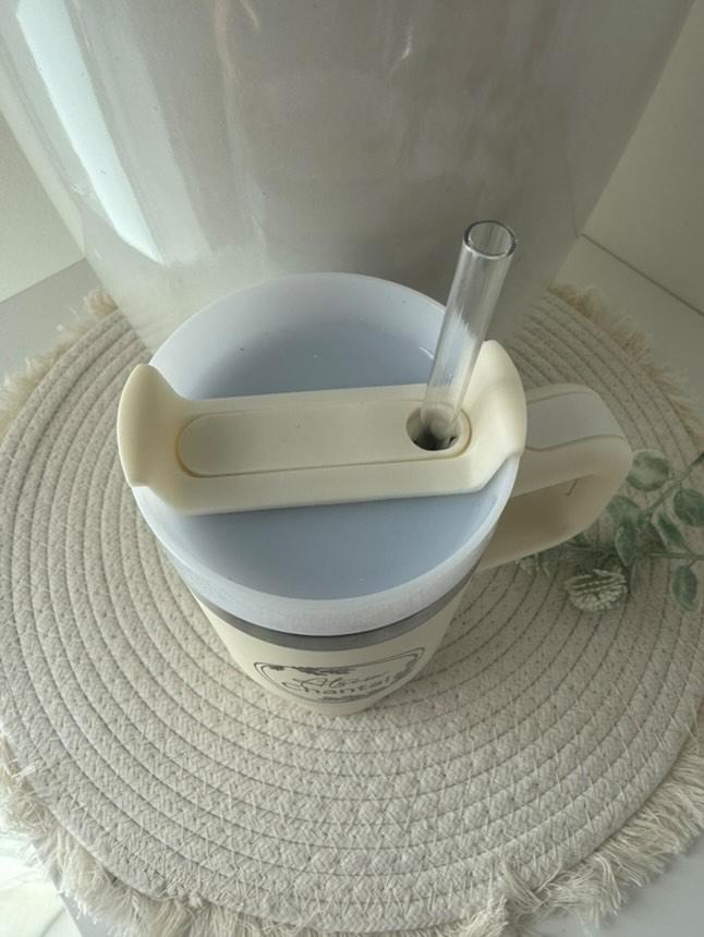 Mug Isotherme avec Paille – Personnalisable