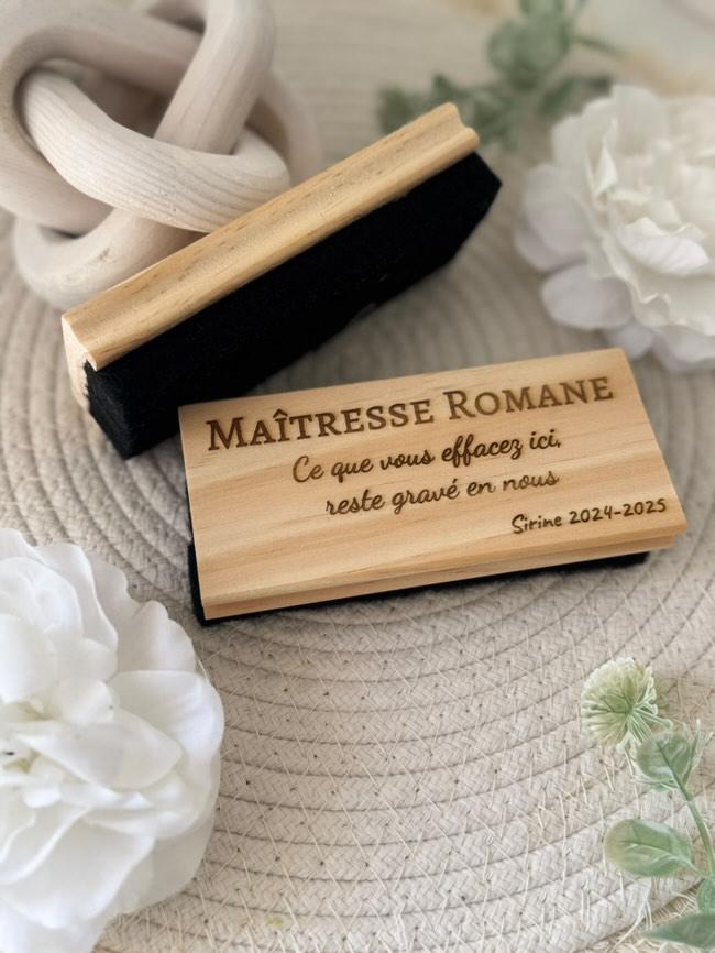 Effaceur de tableau personnalisé en bois