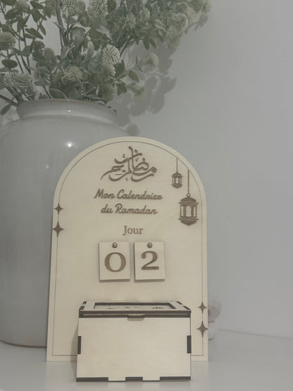 Calendrier du Ramadan enfant avec boîte à récompense