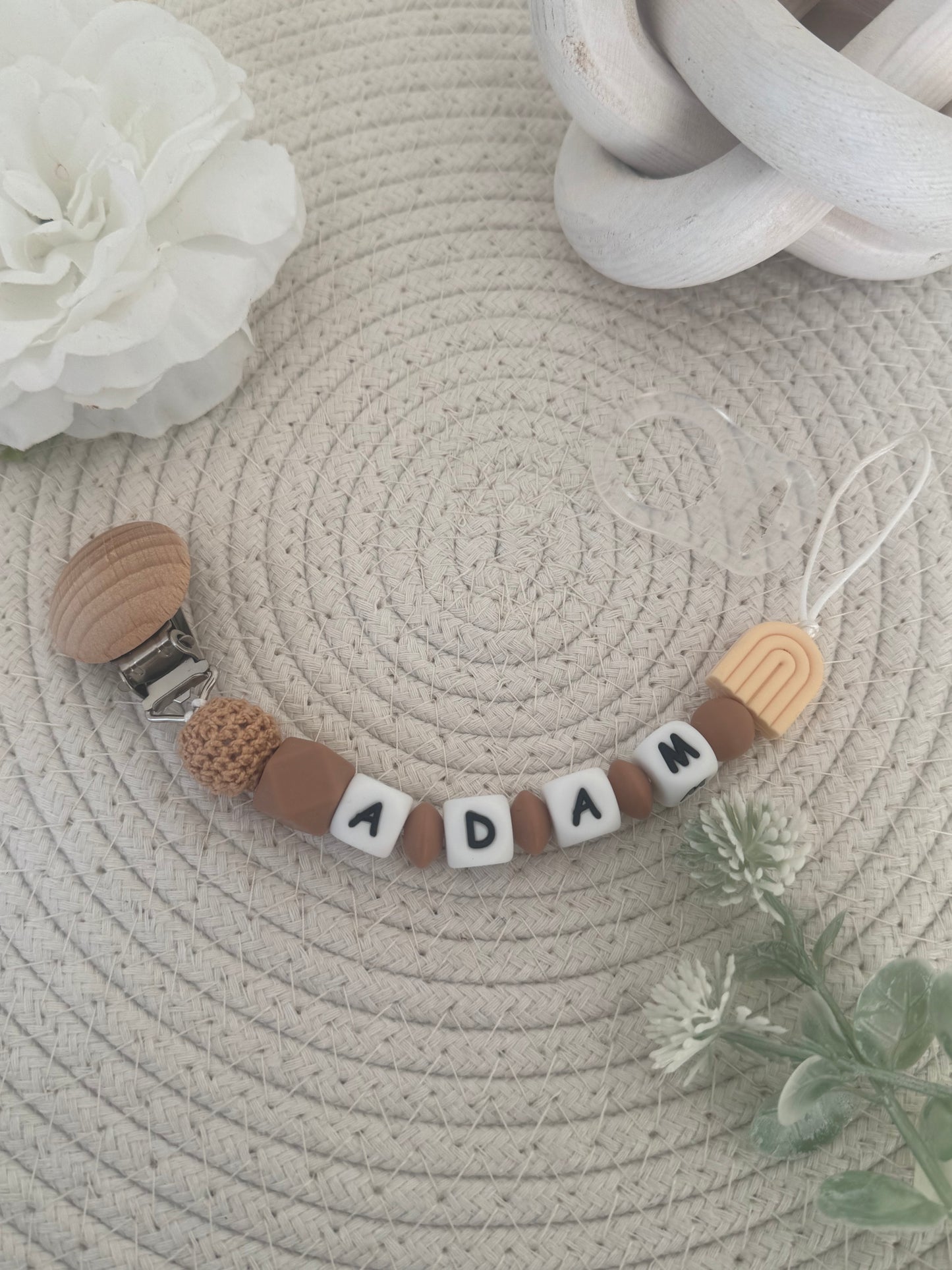 Attache-tétine personnalisée - Modèle arc en ciel